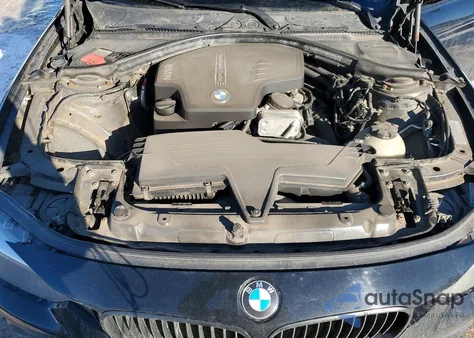 2013 BMW 320 I xDrive z USA, uszkodzony, nr VIN WBA3C3C54DF979695